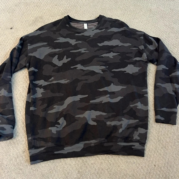 Camo crewneck sweatshirt - Picture 1 of 3